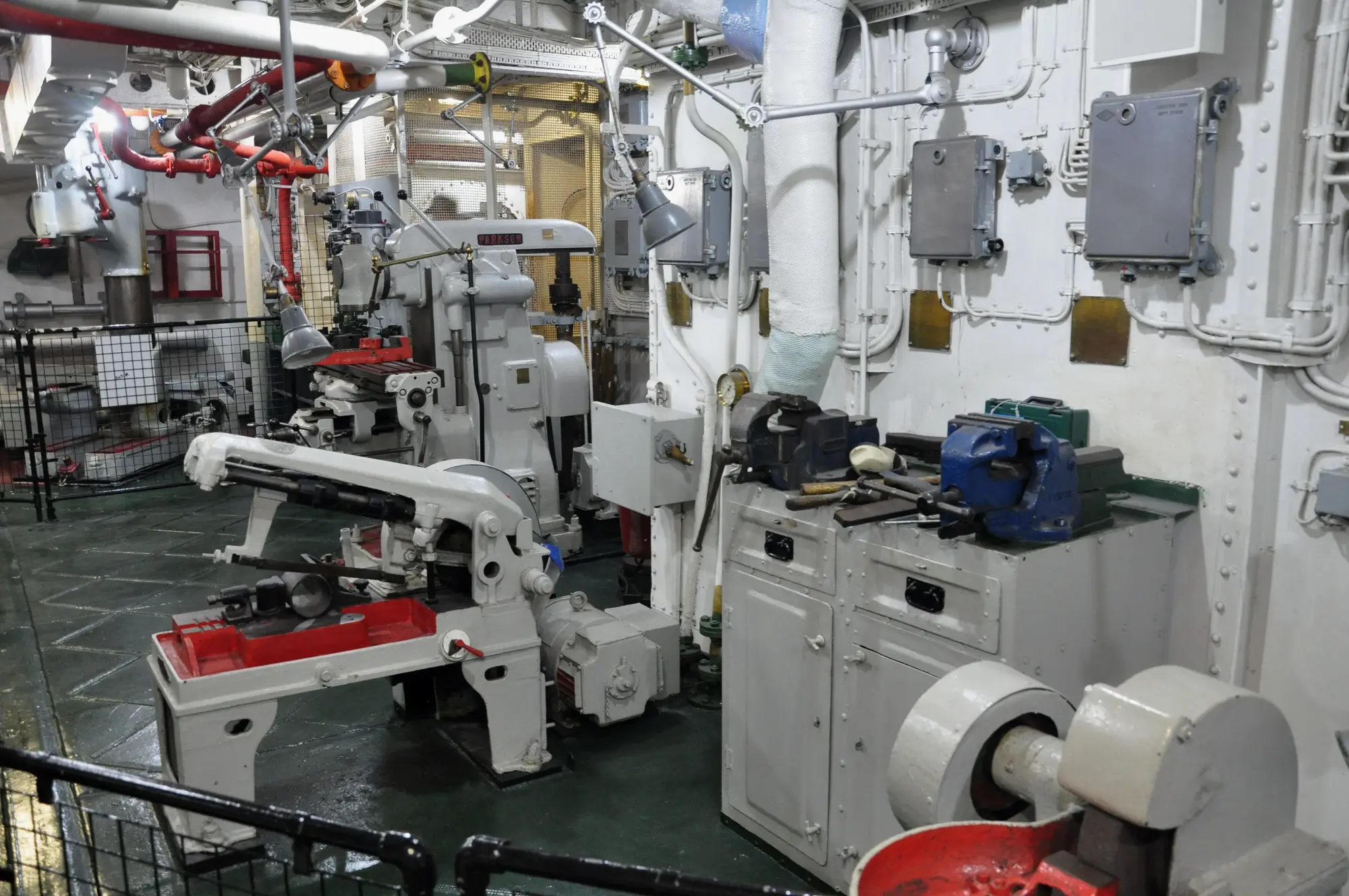 金属器材制造