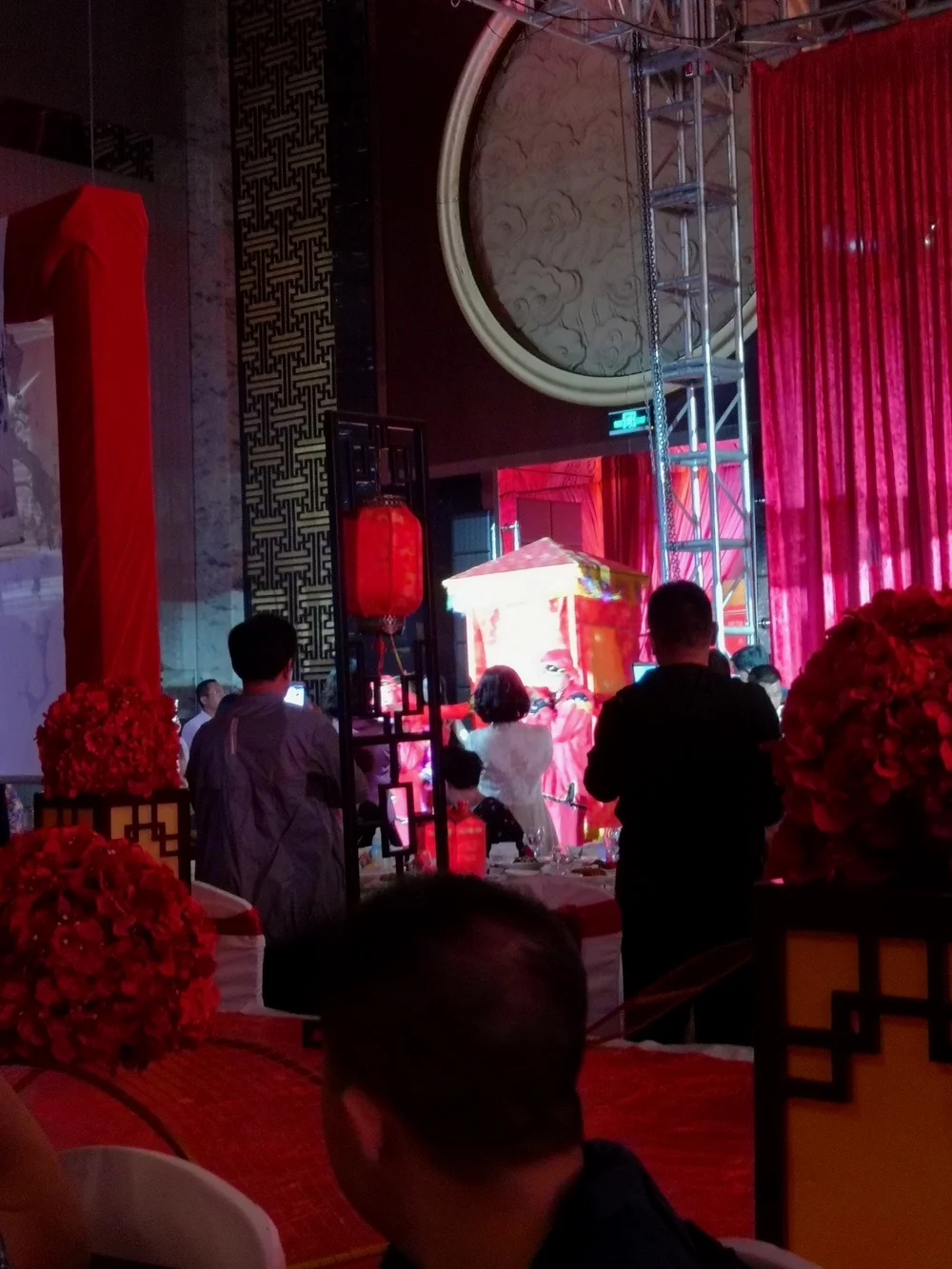 花轿，牌面！