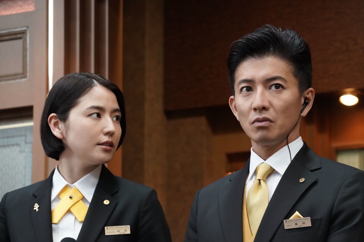 上个月刚上的木村拓哉和长泽雅美主演的《假面之夜》，好想看啊……