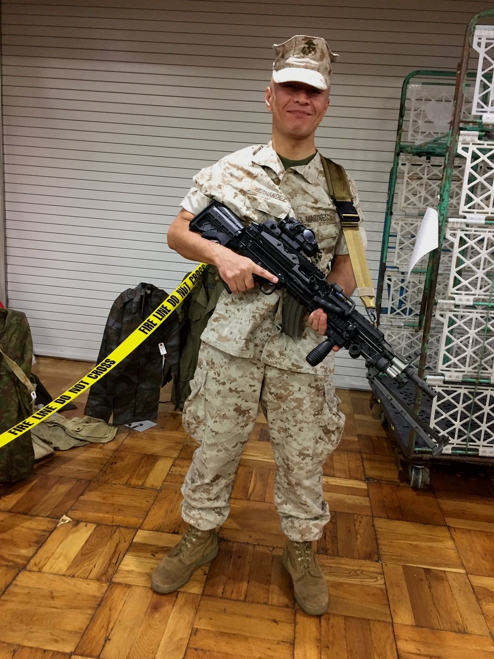 海兵队机枪手打扮的NPC小哥
