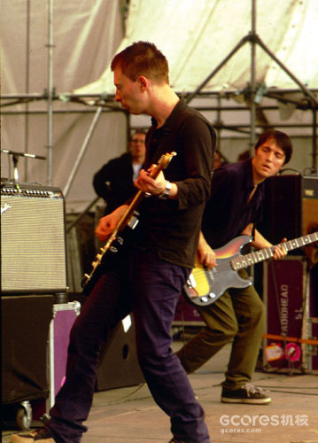 设备之王 :radiohead 贝斯手 colin greenwood 的音乐装备(贝斯吉他篇