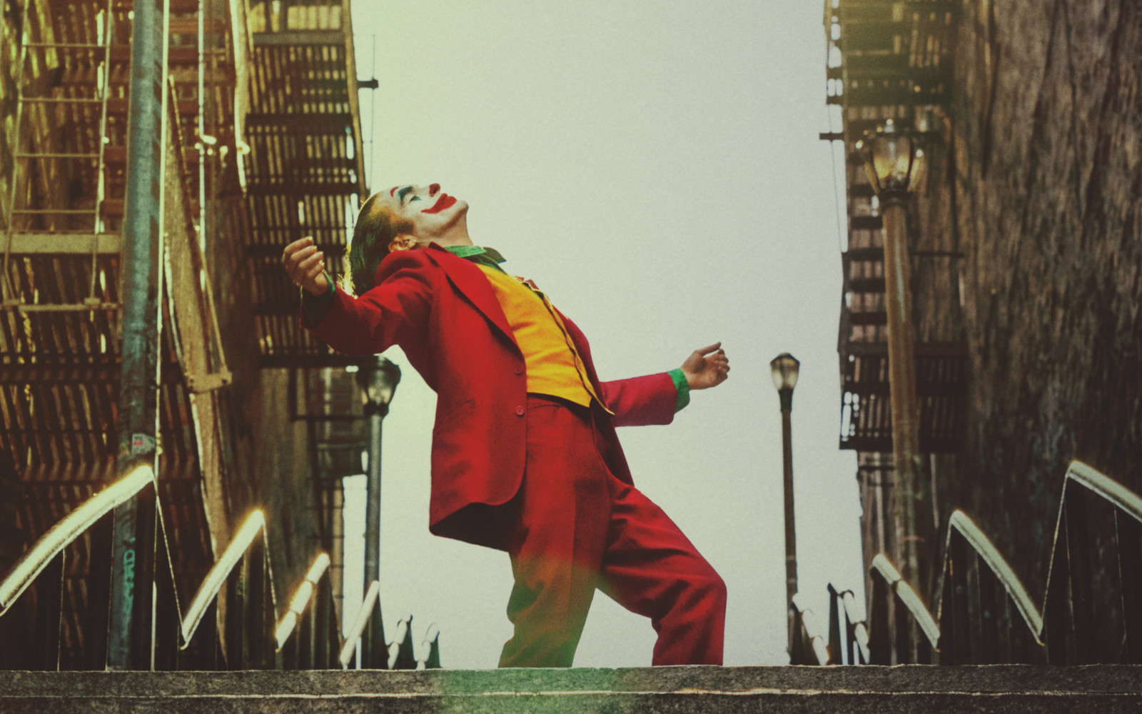 托德菲利普斯执导华金菲尼克斯主演电影小丑获得威尼斯电影节最佳影片