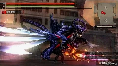 武器变成嘴巴咬怪物也是很新奇