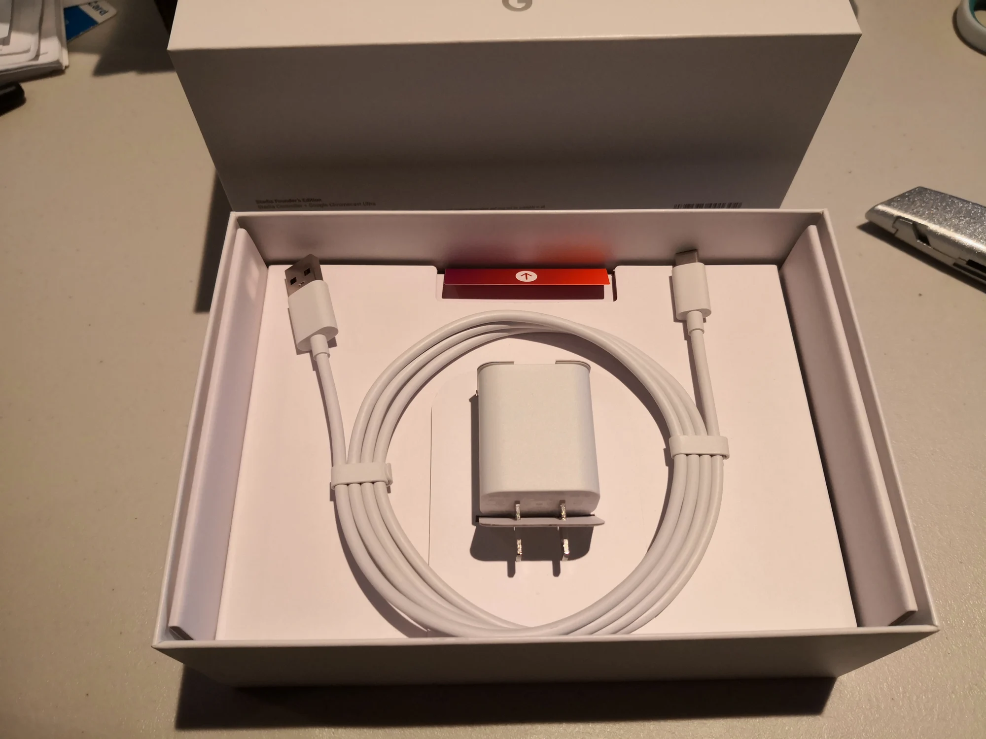 手柄充电器和数据线