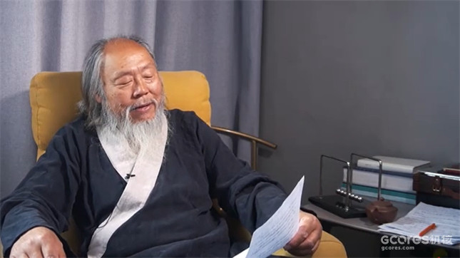 唐老鸭、格格巫、阿笠博士和于吉居然是同一个人? 唐老鸭、格格巫、阿笠博士和于吉居然是同一个人?