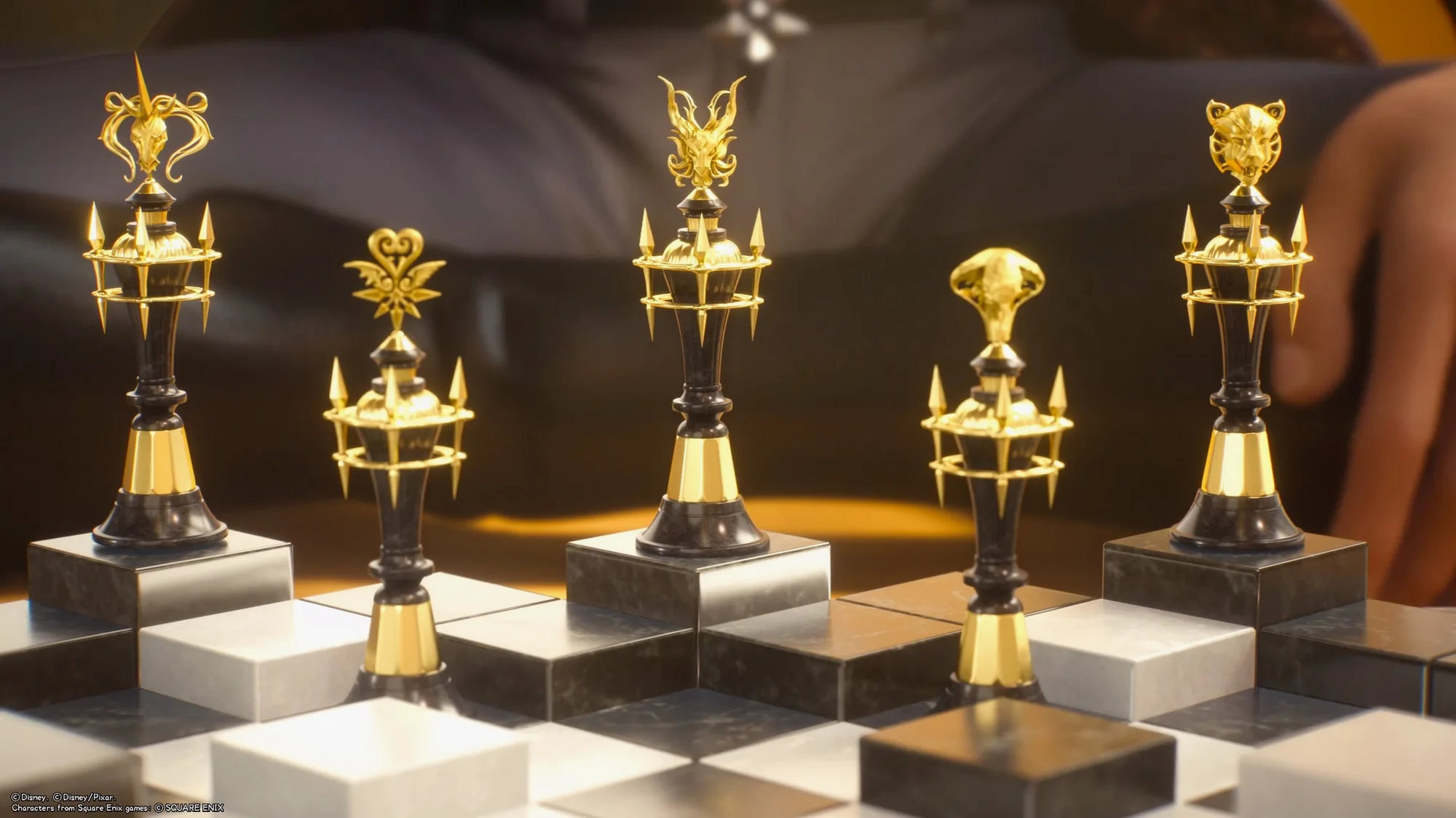 棋子中包括了大师之师的弟子，以及代表大师之师的心形纹章