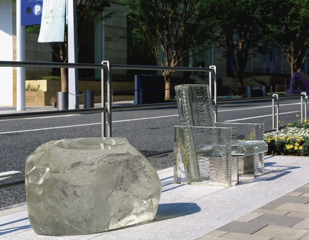 Chair that Disappears in the Rain, 2002 