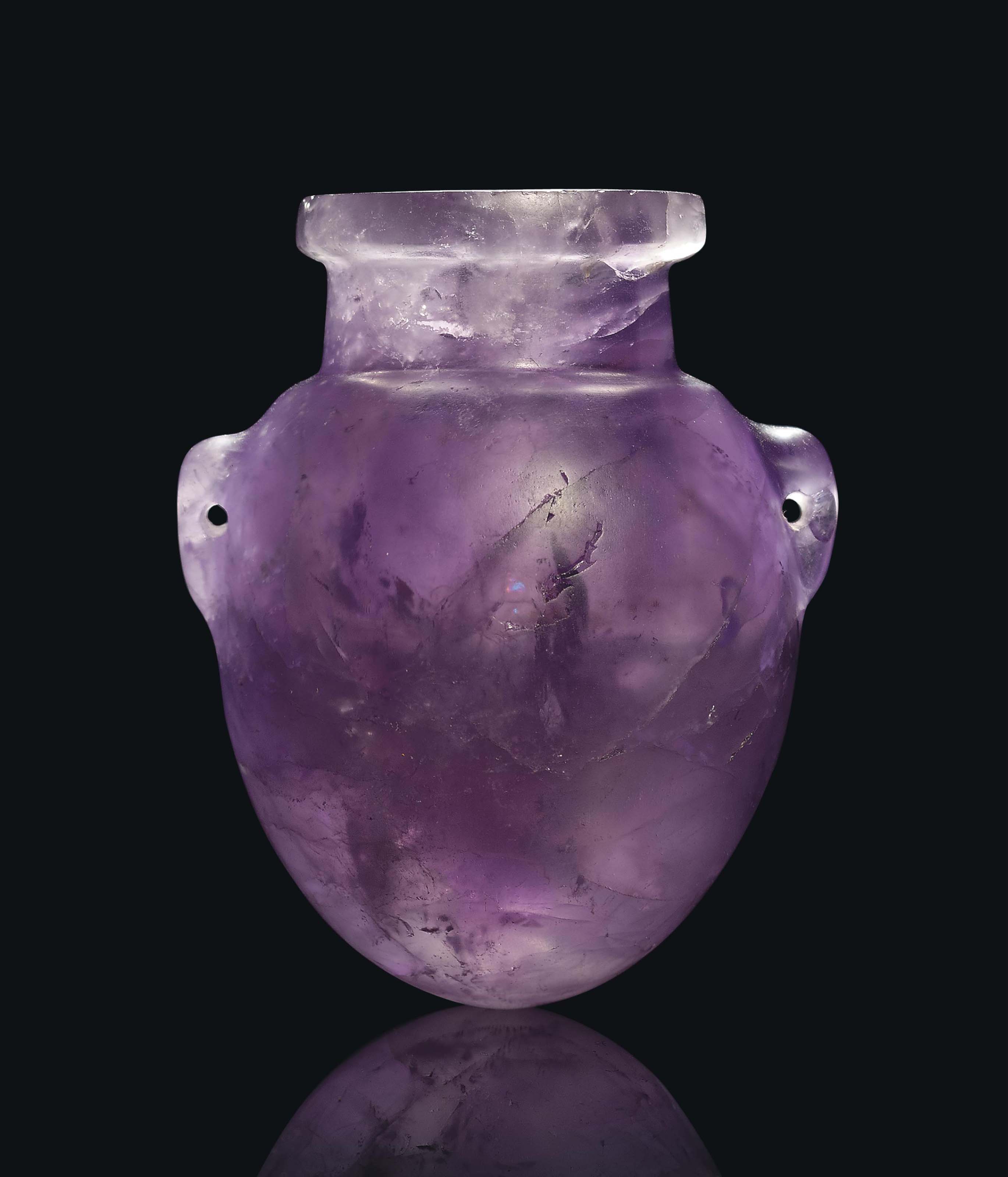 新石器時期的紫水晶罐