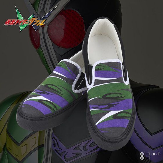 万代将推出6款假面骑士主题运动鞋