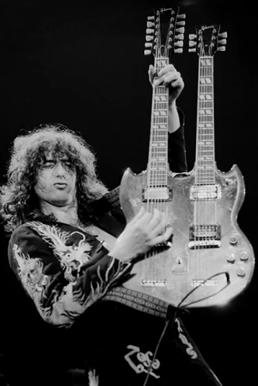 Terry O'Neill 镜头中的 Jimmy Page