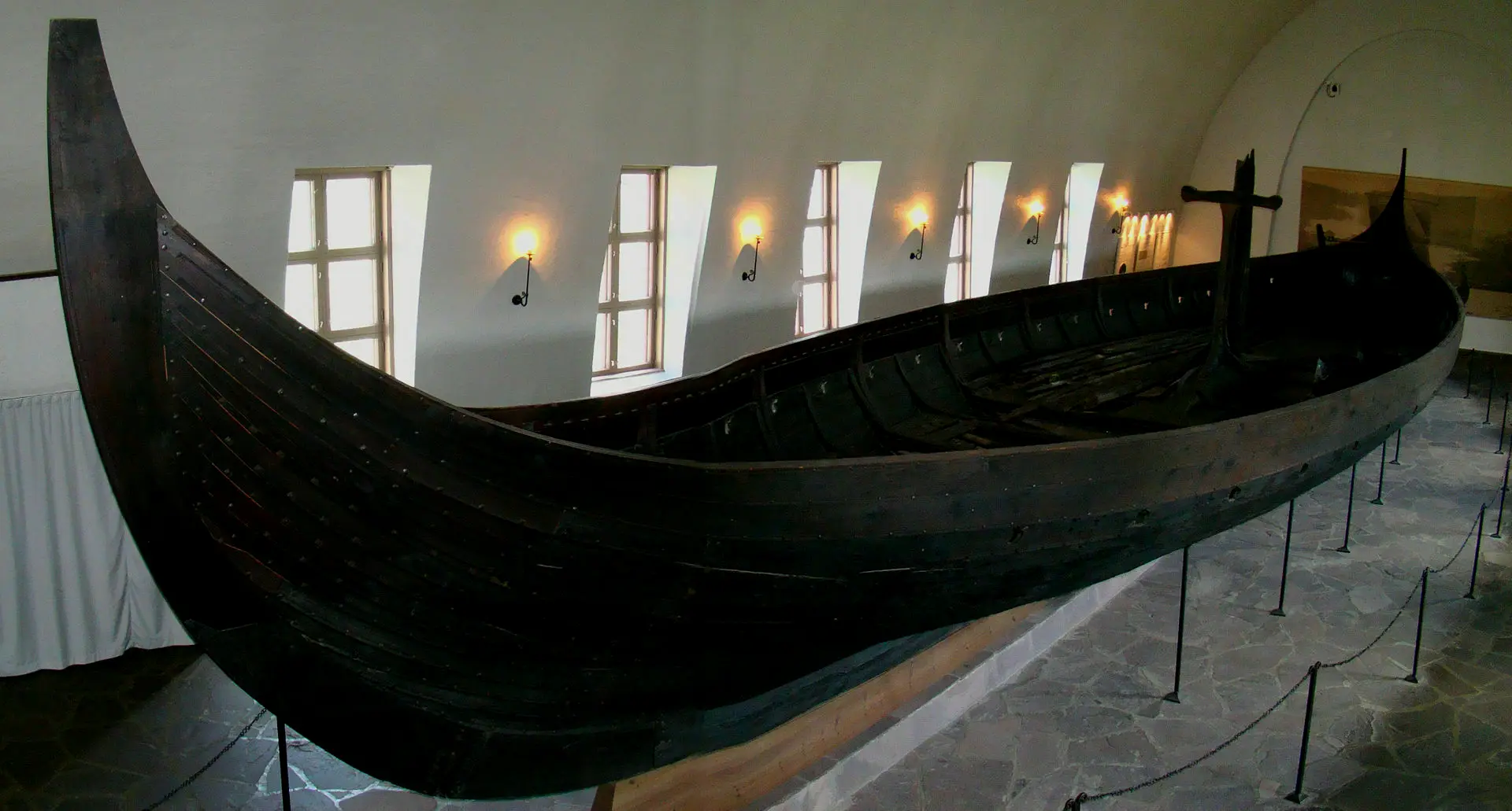 发现于挪威戈克斯塔德的维京船只，目前保存最好的维京船只之一