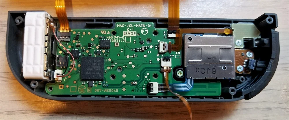 修前的JoyCon