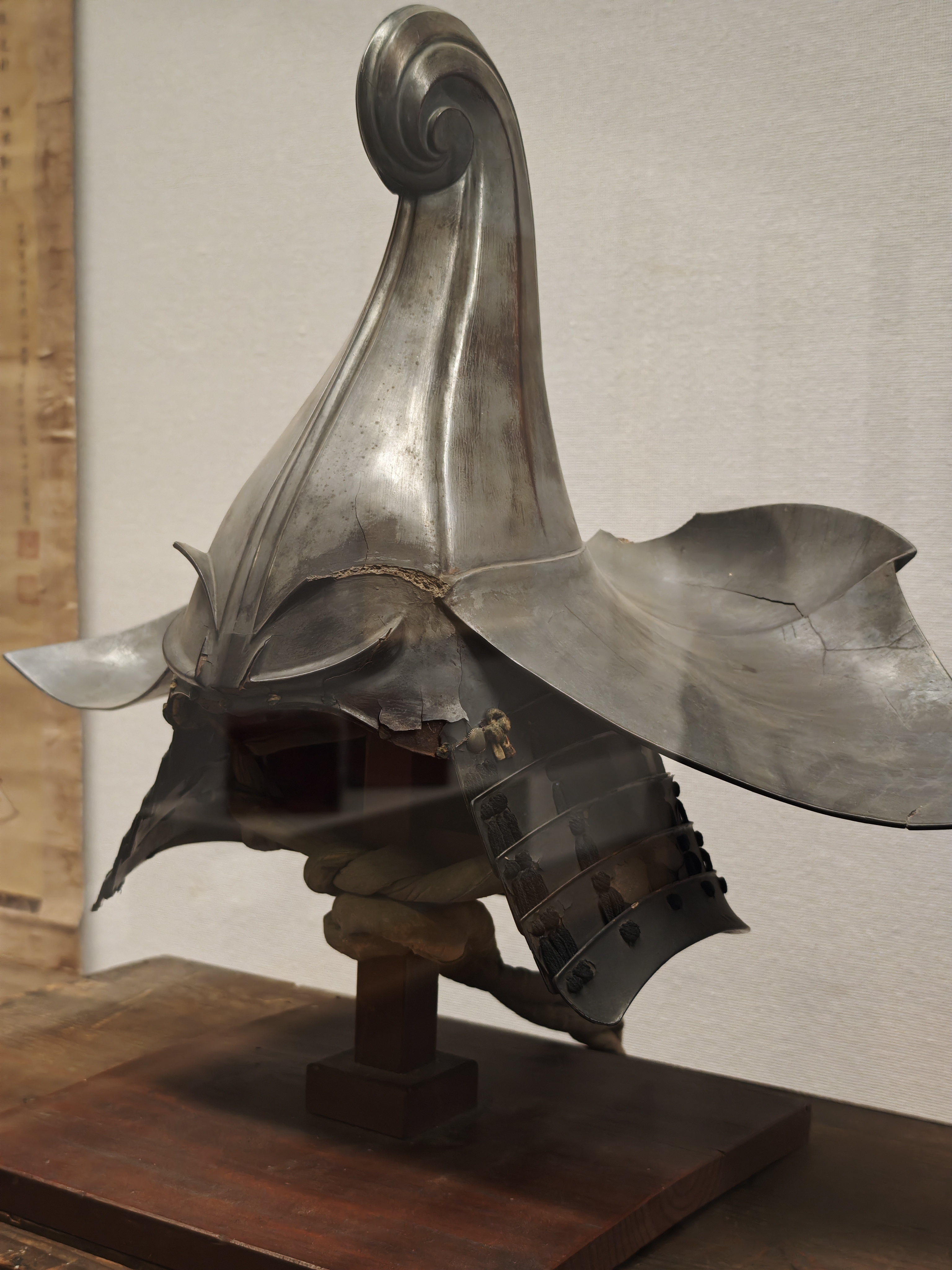 江户时期出现的纯粹用于装饰的异形头盔