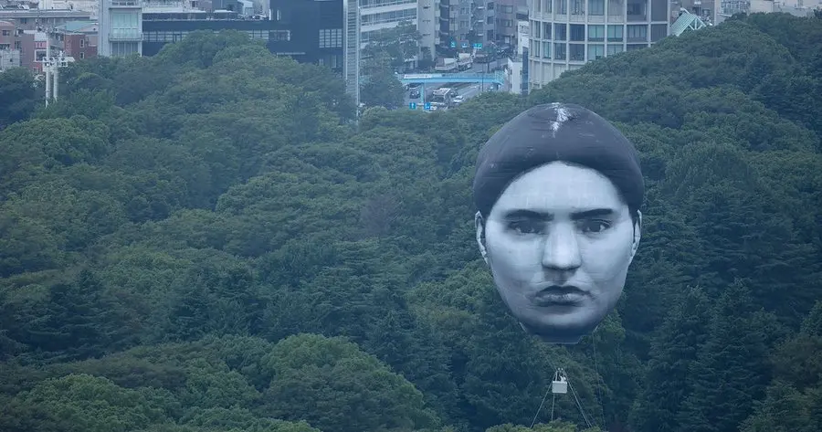 因巨型人脸气球引起热议，伊藤润二漫画《人头气球》免费公开三天