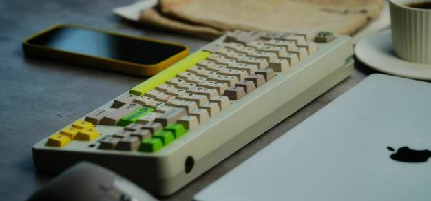 「客制化键盘丨购买观望」复古风潮和几款二创以及能定制的侧刻键帽
