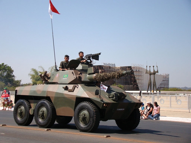 “火之戰車”系列丨巴西輪式裝甲車小史（中）