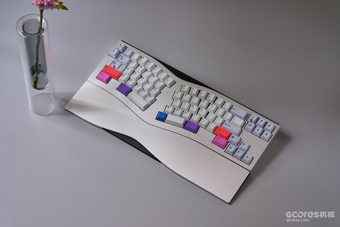 客制化键盘丨购买观望:剪叉新结构以及多款套件简评 客制化键盘丨购买观望:剪叉新结构以及多款套件简评