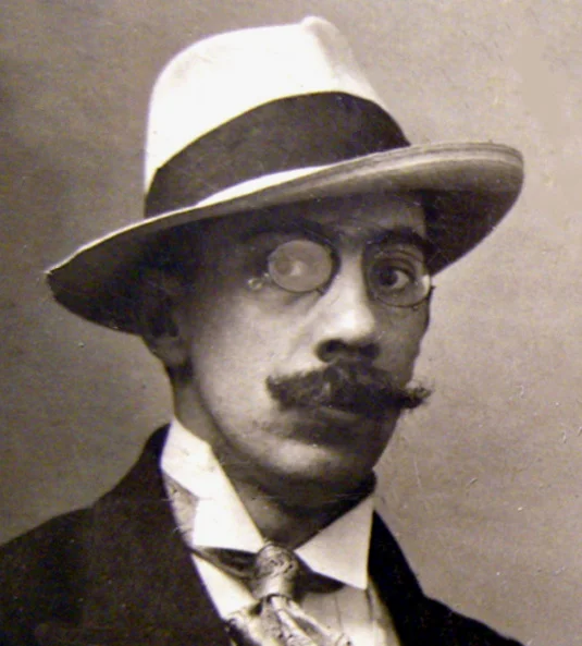 原著小说作者Alexander Belyaev