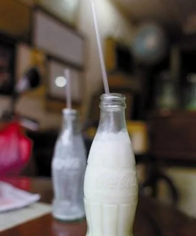 冰镇水牛奶
