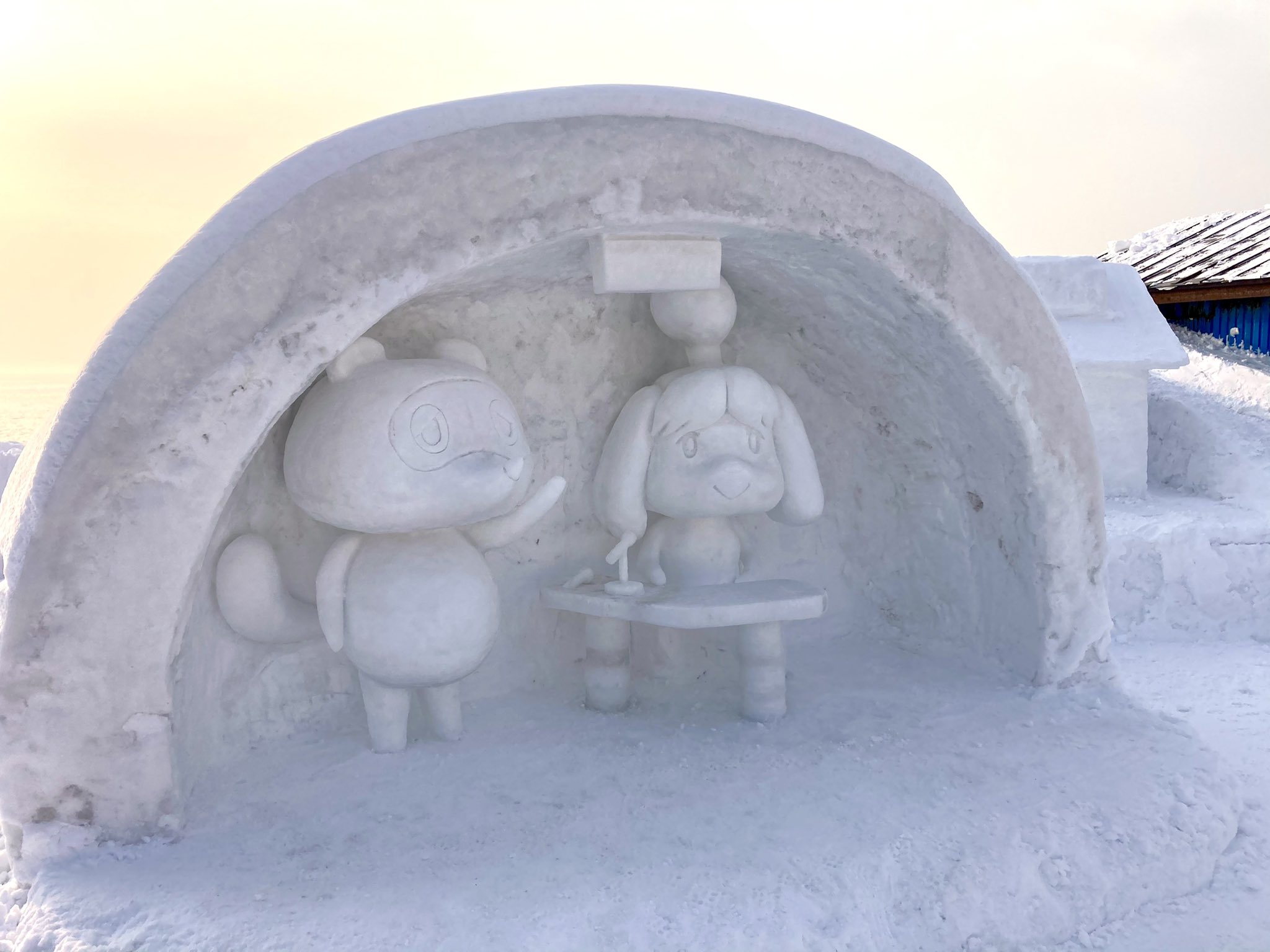 优享资讯 天竺鼠车车 和 角落生物 亮相北海道釜谷邮局雪像