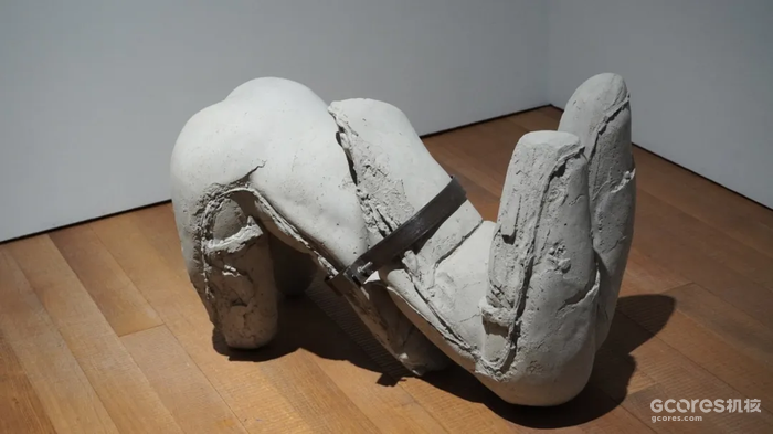 石肉——雷玛雷玛1901,于吉,2018,摄于香港M+南画廊