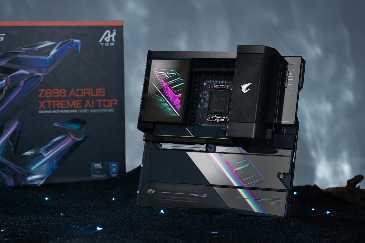 AI驱动时代引领者！揭秘技嘉Z890 AORUS XTREME AI TOP主板的革新之处