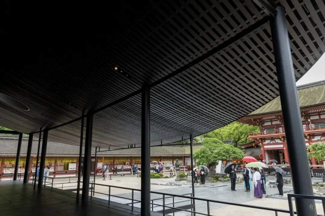 临时殿堂屋顶设计2  图片来源：Dazaifu Tenmangu