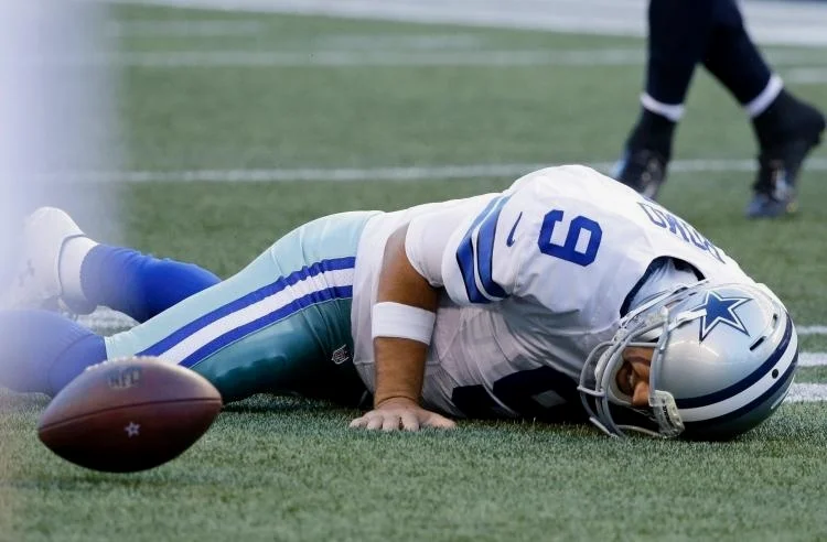 受伤的Tony Romo