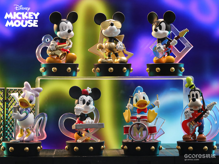52TOYS “迪士尼米奇”主题区落户全国近4000家 Apple 授权专营店,推出专“鼠”新品 52TOYS “迪士尼米奇”主题区落户全国近4000家 Apple 授权专营店,推出专“鼠”新品