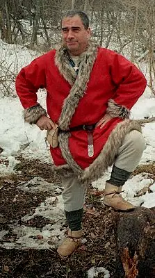 复原的维京男性传统服饰