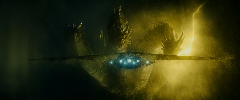 《哥斯拉2：怪兽之王》（2019）剧照 基多拉在闪电中降临