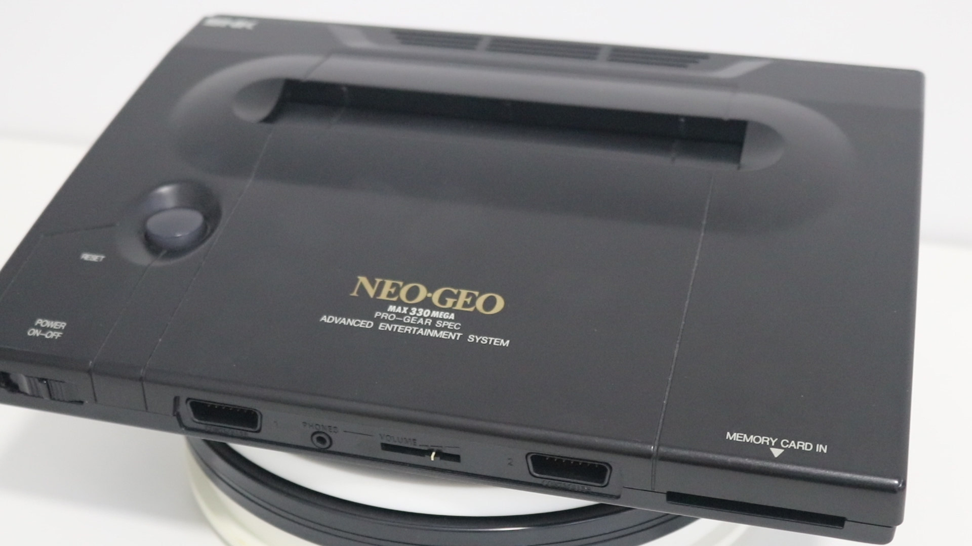 现在收藏 一代机皇 Neo Geo需要多少钱 机核gcores 现在收藏 一代机皇 Neo Geo需要多少钱 机核gcores