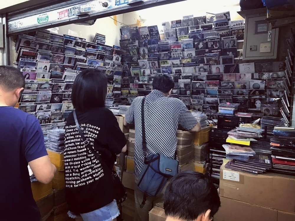 三楼唱片店，图片采自知乎用户@路客精品民宿