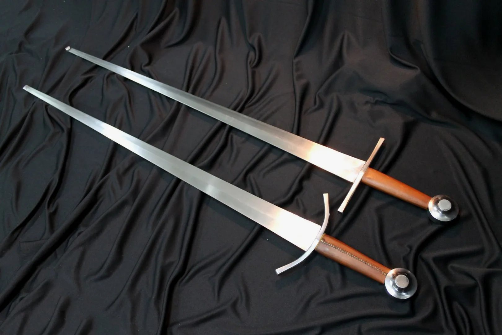 中世纪中期的武装剑