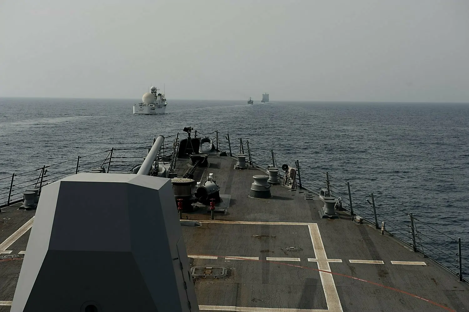 2012年持久自由行动中从DDG-94号驱逐舰上拍摄T-AGM-24