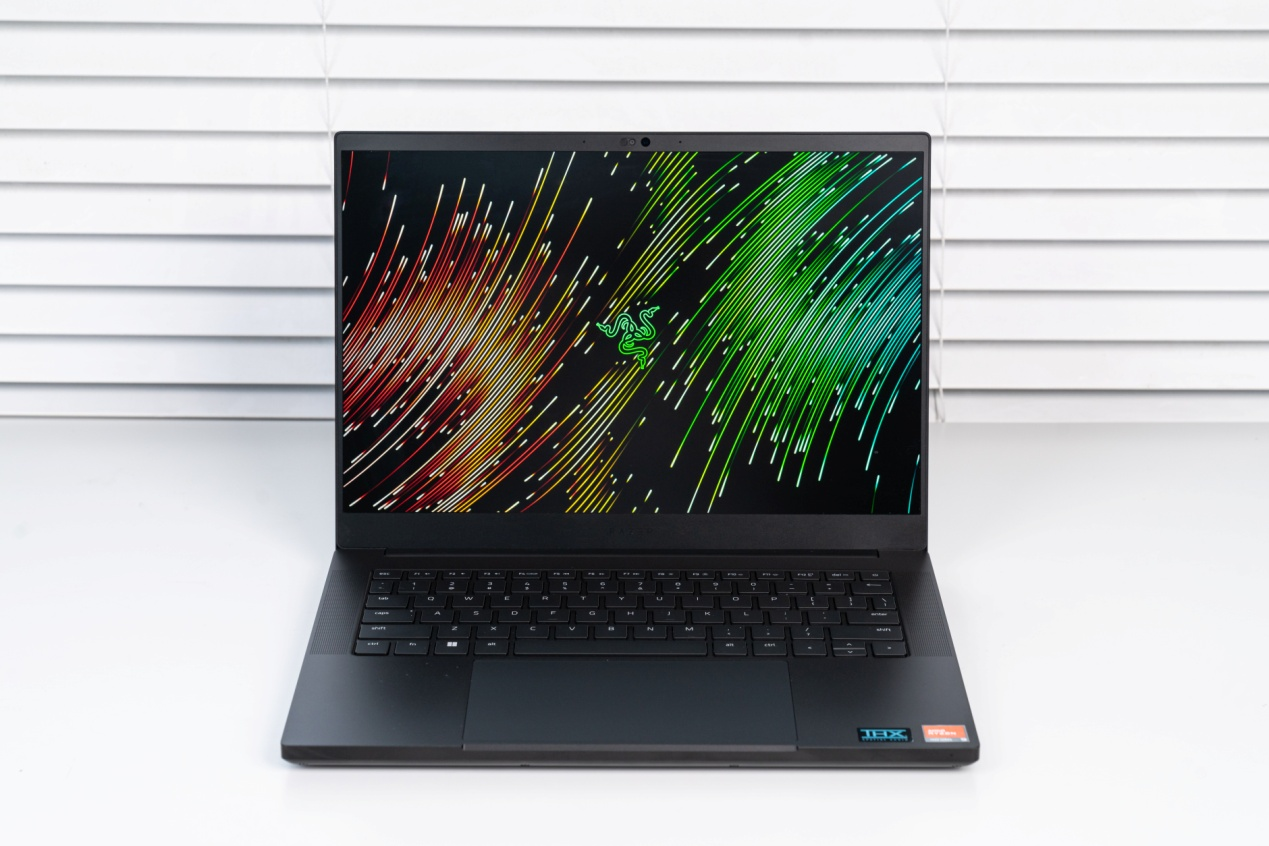 参考价格：21999元（锐龙9 7940HS/RTX 4070/16GB/1TB）