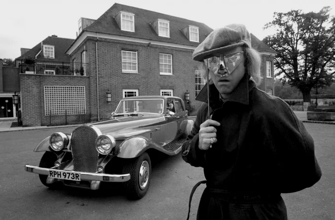 Terry O'Neill 所拍摄的生活中的 Elton John