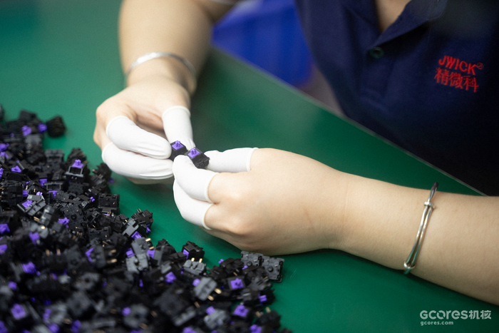 客制化键盘丨购买观望:剪叉新结构以及多款套件简评 客制化键盘丨购买观望:剪叉新结构以及多款套件简评