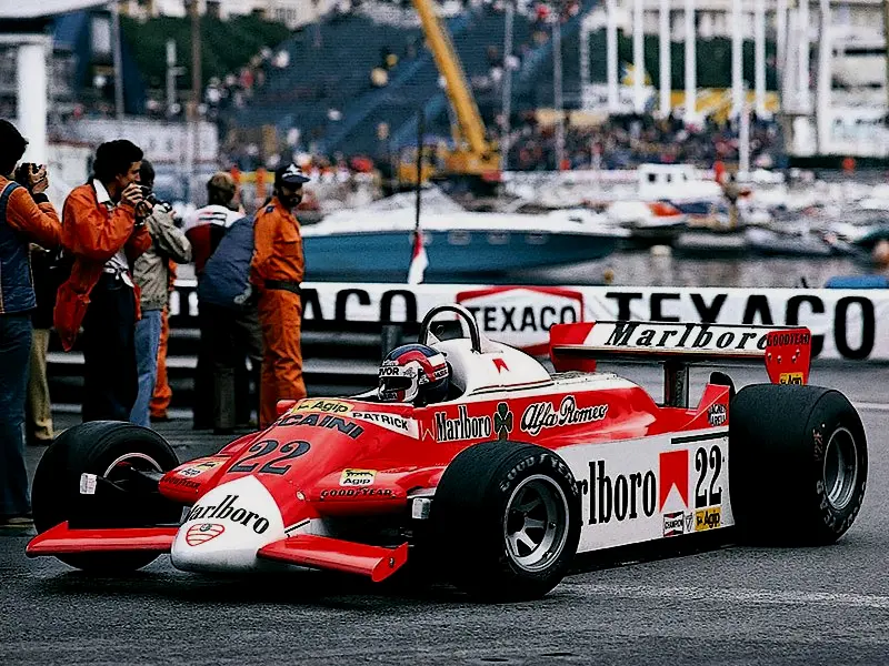 1980赛季，迪派勒驾驶的阿尔法罗密欧179，搭载自家的V12引擎。