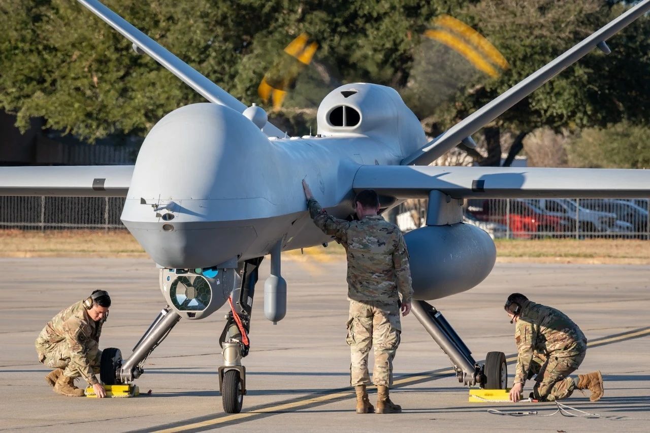 MQ-9无人机体型已经和一些小型飞机相当