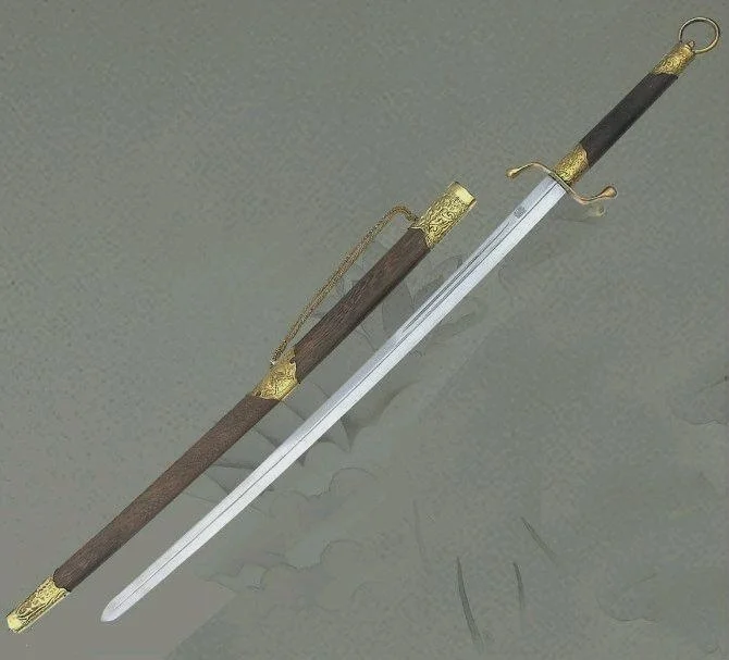中国，单背剑，有那么点“完美刀剑”意思的武器，堪称中国、日本和欧洲刀剑设计思路的集合体。