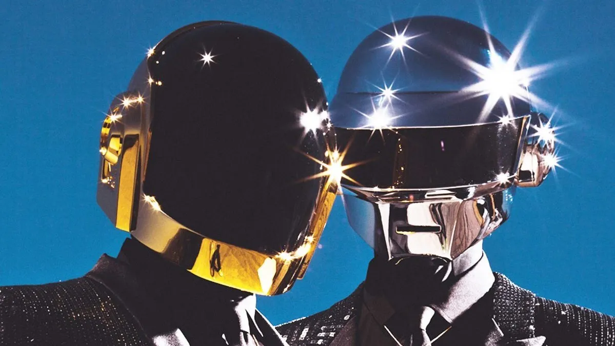 法国传奇电子组合Daft Punk通过油管发布视频，宣布解散