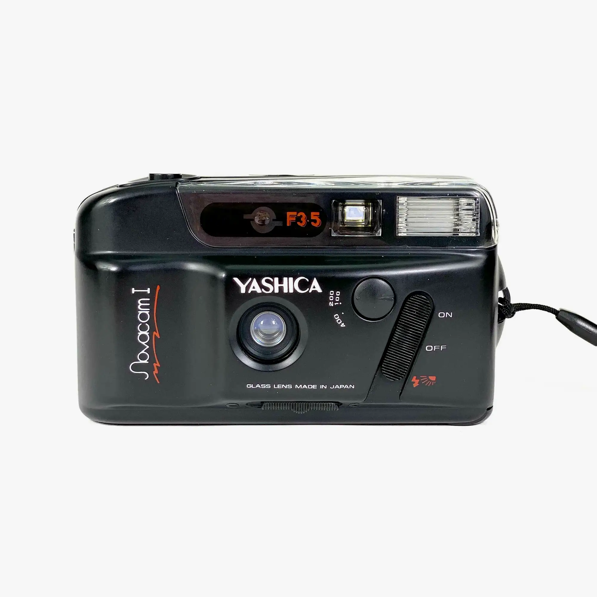 看起来最像本尊的Yashica，在几个对这个牌子有专门收录的网站都没有相关信息