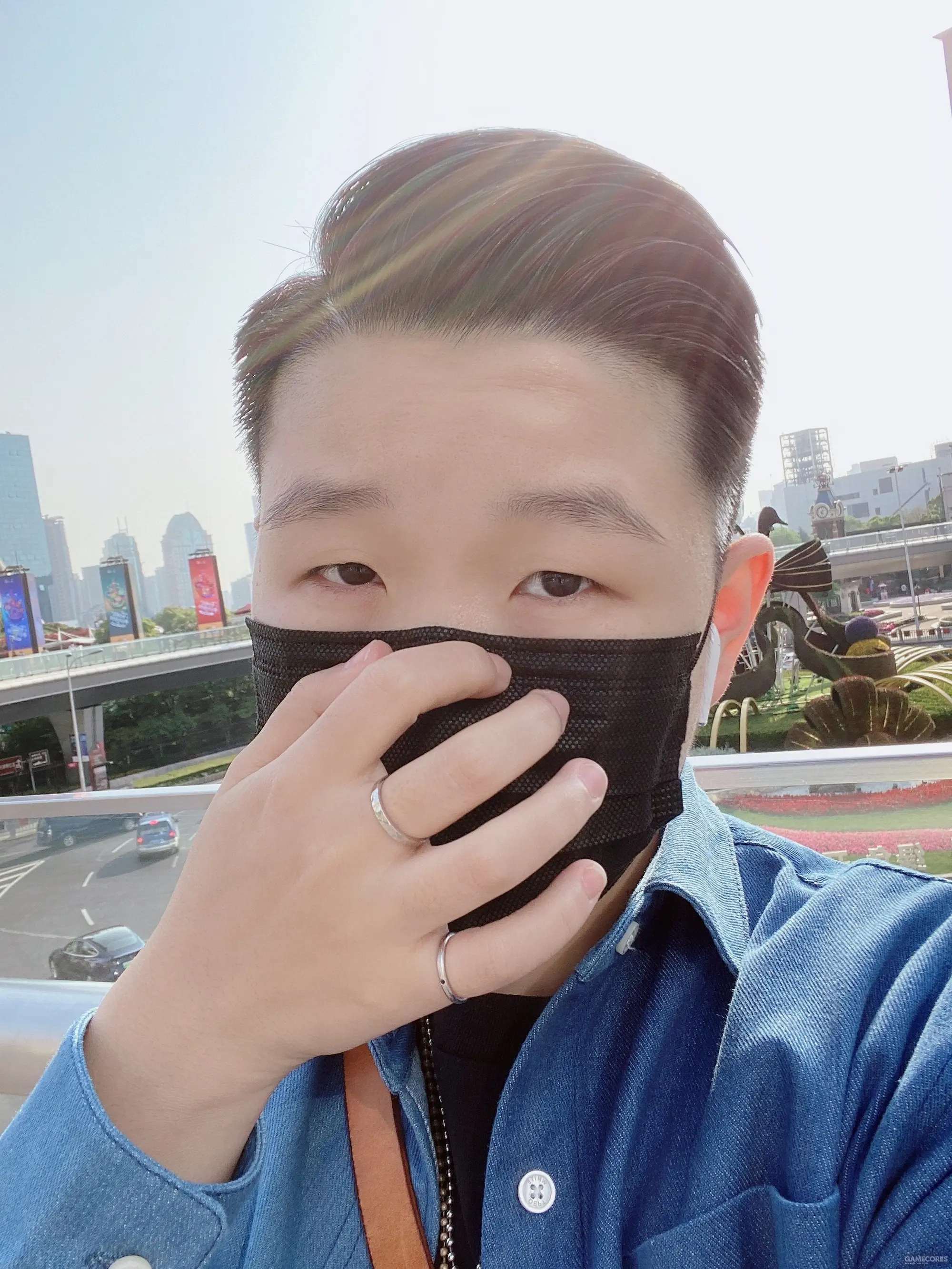 确实不像胶佬的我-_-以及 对于怀疑我性别的朋友 我确实是姑娘一枚😅