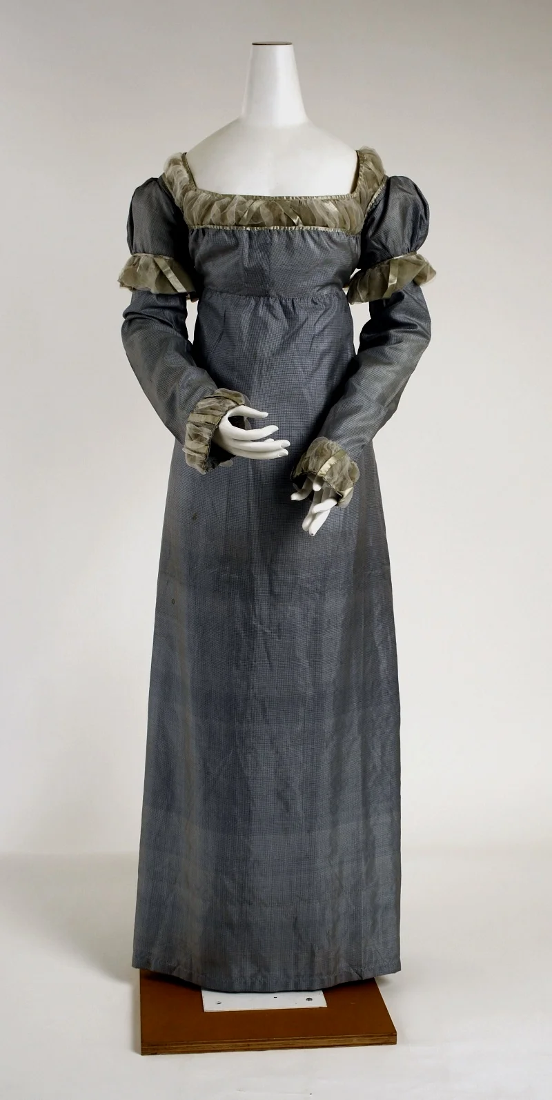 Dress, 1810-15 (MET)