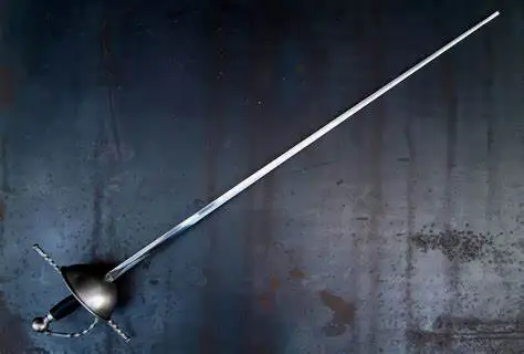 文艺复兴的晚期大碗护手迅捷剑，也是现代击剑运动中重剑项目的鼻祖（迅捷剑的练习剑演化为小剑成为重剑，而小剑的练习剑进一步演化为花剑）