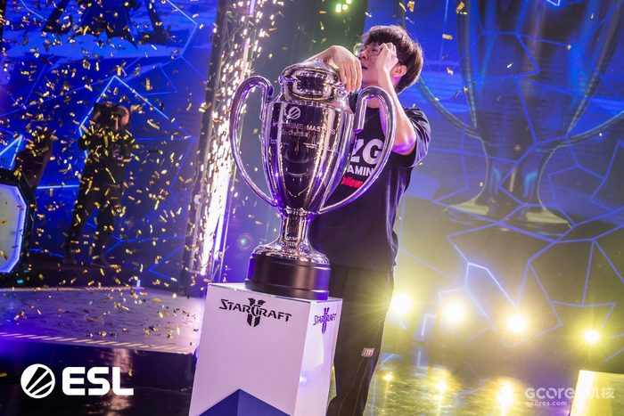 山上的树:开源软件的过去现在未来 山上的树:开源软件的过去现在未来