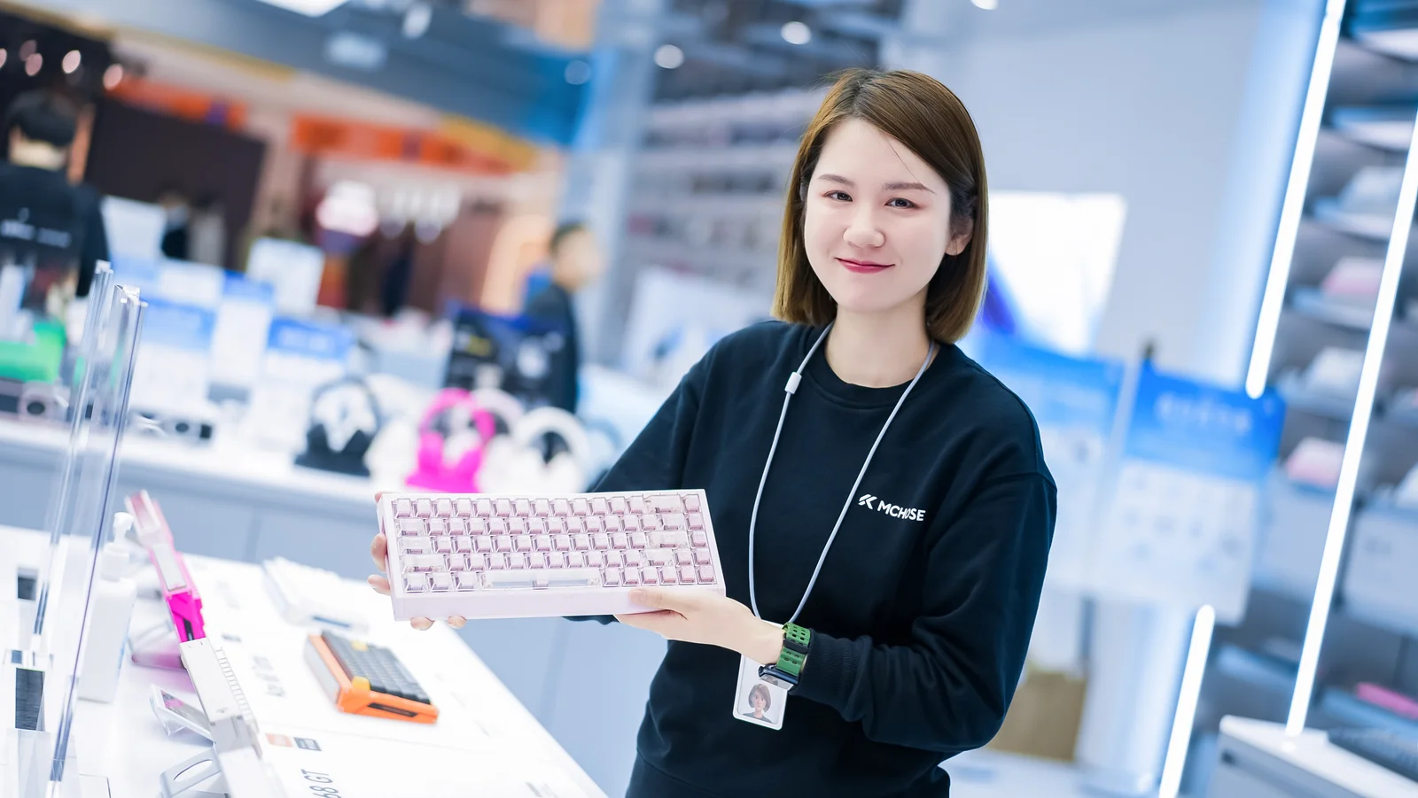 迈从北京首店正式开业，线下布局进入核心城市阶段