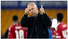 看足球，学英语