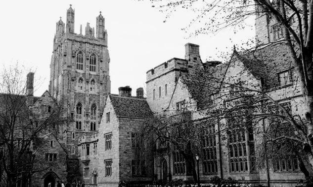 密斯卡托尼克大学（Miskatonic University）